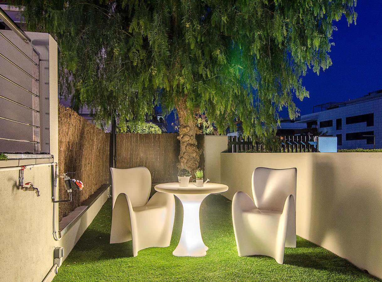 Sitges Spaces Garden Paradise 3 Bedroom, 3 Bathroom, Huge Private Garden-Terrace, Pool- Sleeps Up To 8 Экстерьер фото