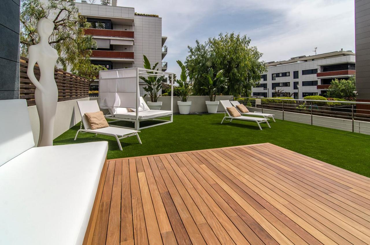 Sitges Spaces Garden Paradise 3 Bedroom, 3 Bathroom, Huge Private Garden-Terrace, Pool- Sleeps Up To 8 Экстерьер фото